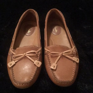 Clark Artisan Leather Shoes. Style #63824.